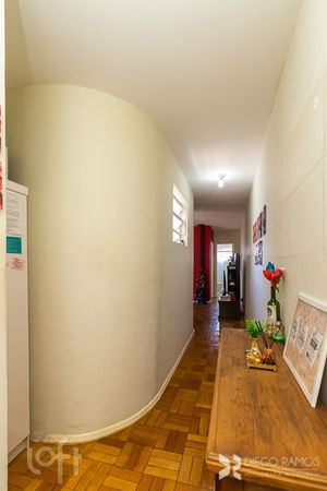Image 4 - 230011