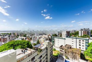 Image 12 - 230357