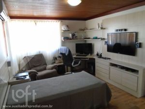 Image 9 - 230795