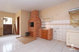 Image 20 - 230798