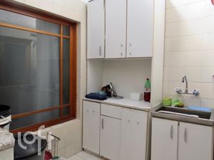 Image 24 - 230852