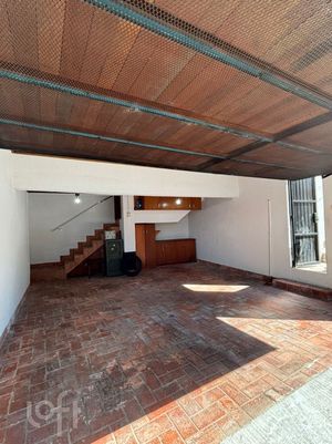 Image 21 - 230852