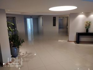 Image 21 - 231000