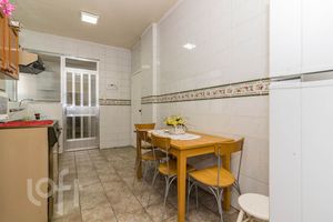 Image 23 - 231221