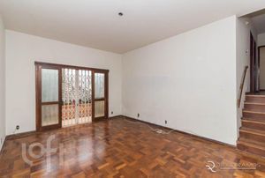 Image 19 - 231537