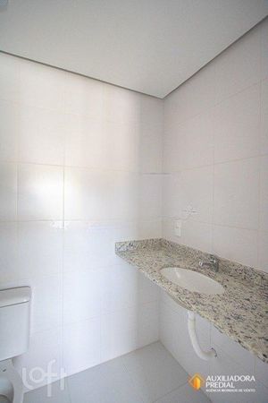 Image 23 - 231630
