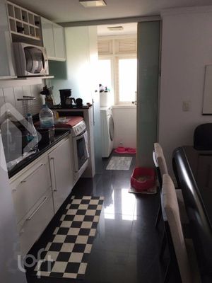 Image 4 - 231822