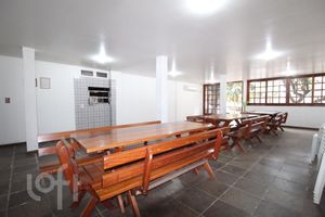 Image 25 - 232107