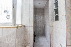 Image 14 - 232312