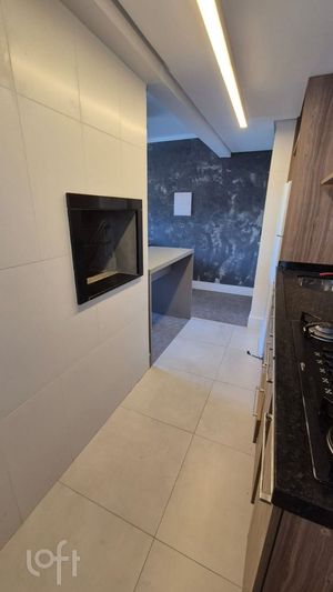 Image 23 - 232313