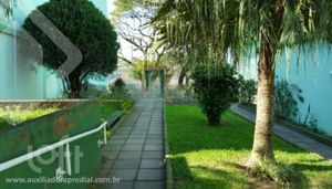 Image 1 - 232331