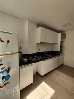 Image 11 - 232984
