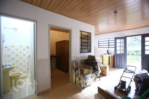 Image 21 - 233079