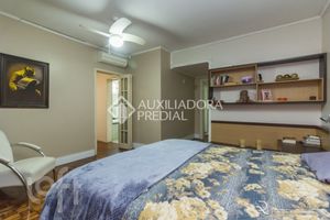 Image 38 - 233273