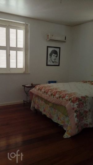 Image 20 - 233408