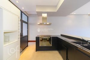 Image 11 - 233436