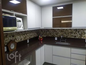 Image 24 - 233653