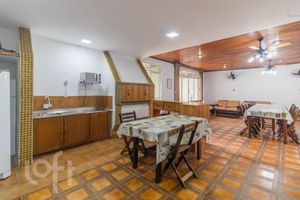 Image 36 - 233721