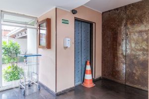 Image 30 - 233721