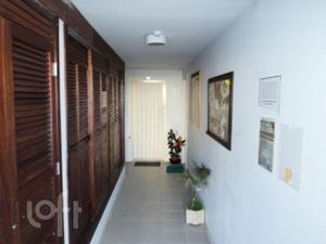 Image 2 - 233754