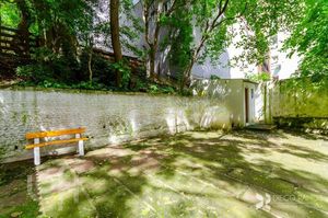 Image 30 - 233766