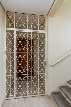 Image 17 - 233836