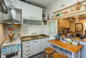 Image 11 - 233893