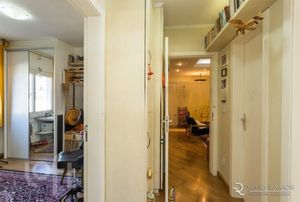 Image 6 - 233893