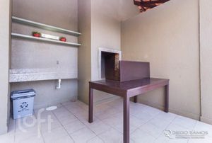 Image 25 - 233942