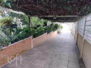 Image 20 - 233951