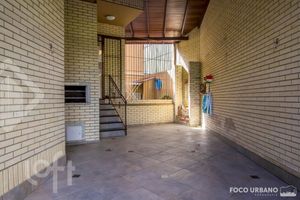 Image 26 - 233993