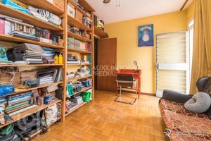 Image 35 - 233995