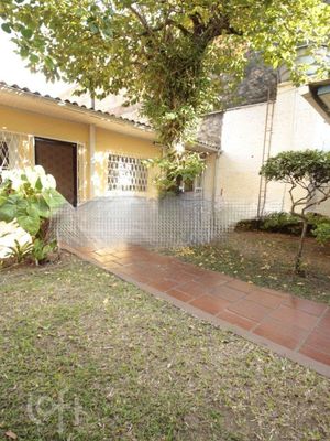 Image 18 - 234025