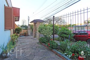 Image 24 - 234224