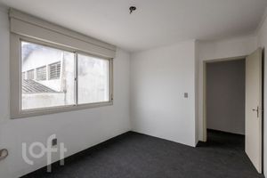 Image 10 - 234703