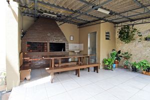 Image 23 - 235008