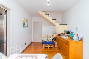 Image 3 - 235313