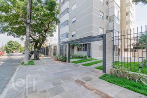 Image 21 - 235411