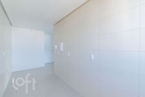 Image 9 - 235542