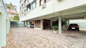 Image 20 - 235595