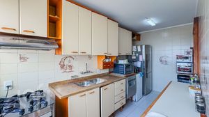 Image 16 - 236105