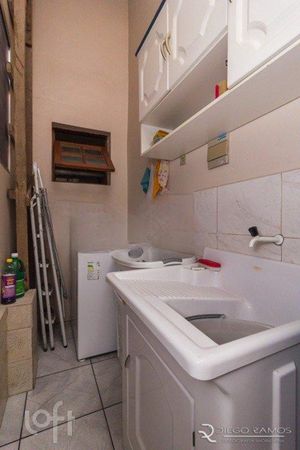 Image 21 - 236312