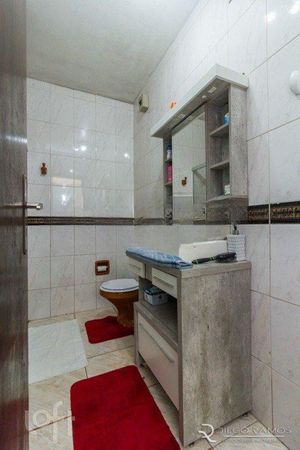 Image 17 - 236312