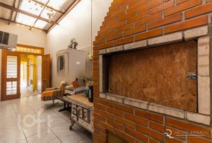 Image 20 - 236312