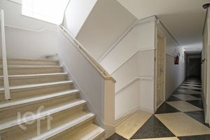 Image 12 - 236529