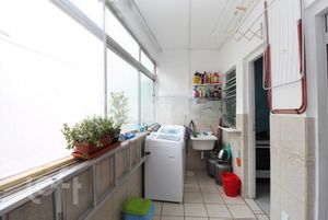 Image 21 - 236537