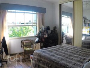 Image 11 - 236563