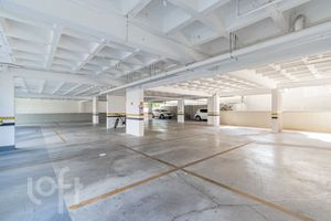 Image 23 - 236585