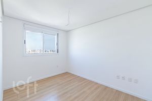 Image 16 - 236585
