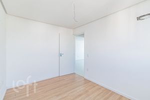 Image 18 - 236585